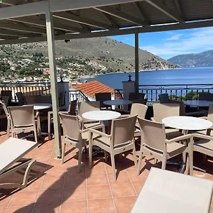 https://makis-village-apartments.kefaloniahotels.net